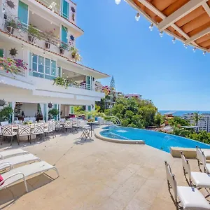 https://casa-ivonne.hotelspuertovallarta.org